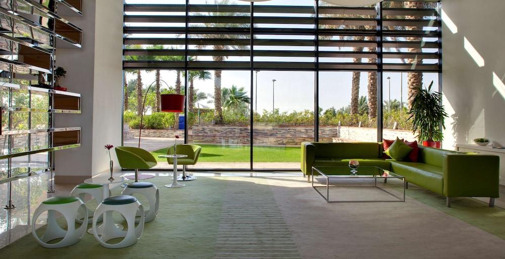 Yas Plaza Bay — hotel in Abu Dhabi