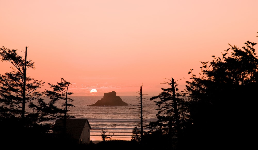 Arch Cape Inn and Retreat Cannon Beach - photo 53