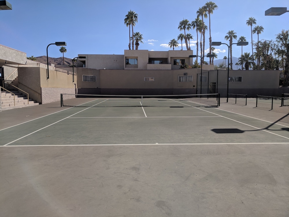 Desert Isle of Palm Springs by Diamond Resorts - photo 17
