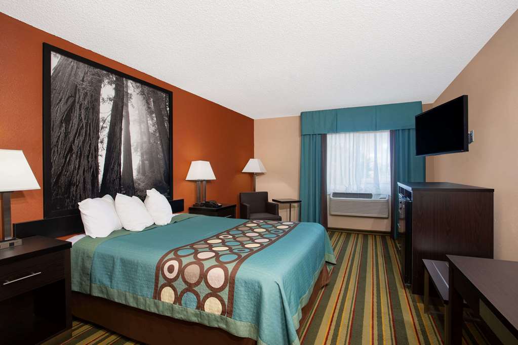 Super 8 by Wyndham Chico - photo 10