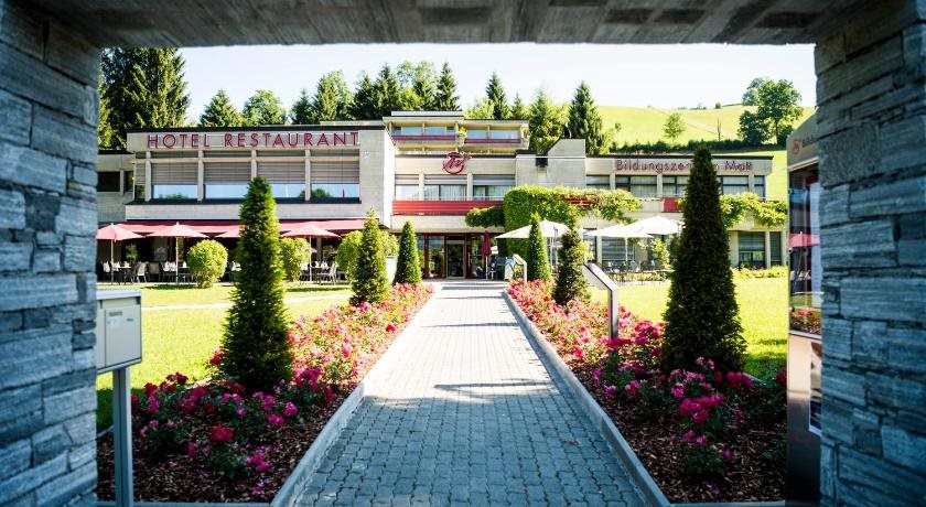 Hotel und Bildungszentrum Matt - carbon neutral hotel in Schwarzenberg