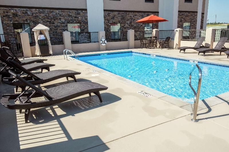 Hampton Inn Hartwell - photo 38