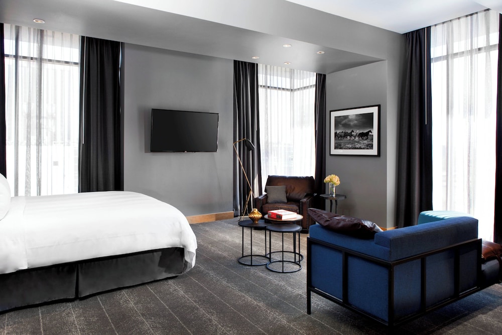 Renaissance Reno Downtown Hotel & Spa - photo 19