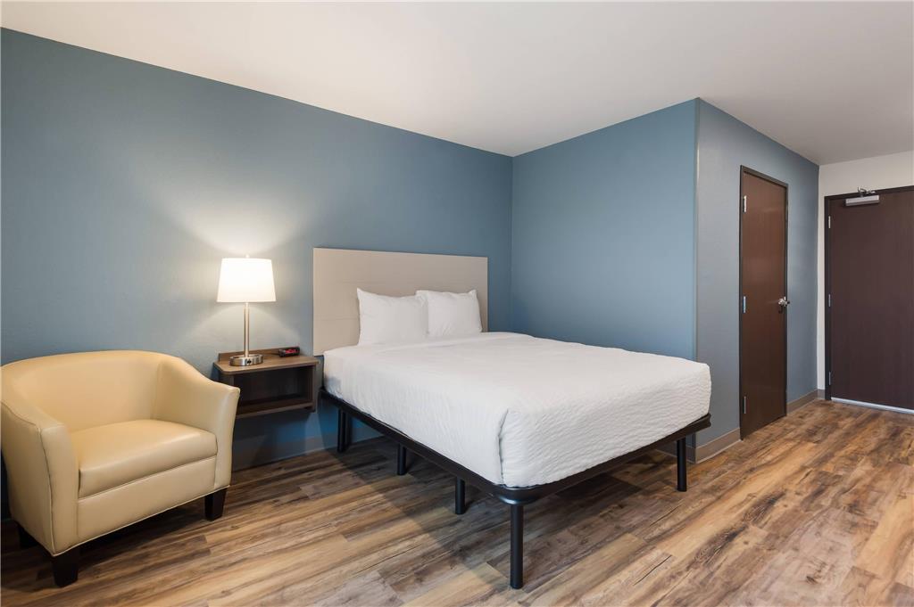 WoodSpring Suites Tampa Airport North Veterans Expressway - photo 8