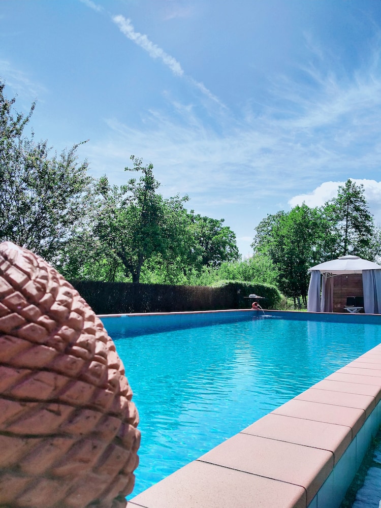 Agriturismo Borgo Biaia — 4-Star Luxury Hotel in Camporgiano, Italy
