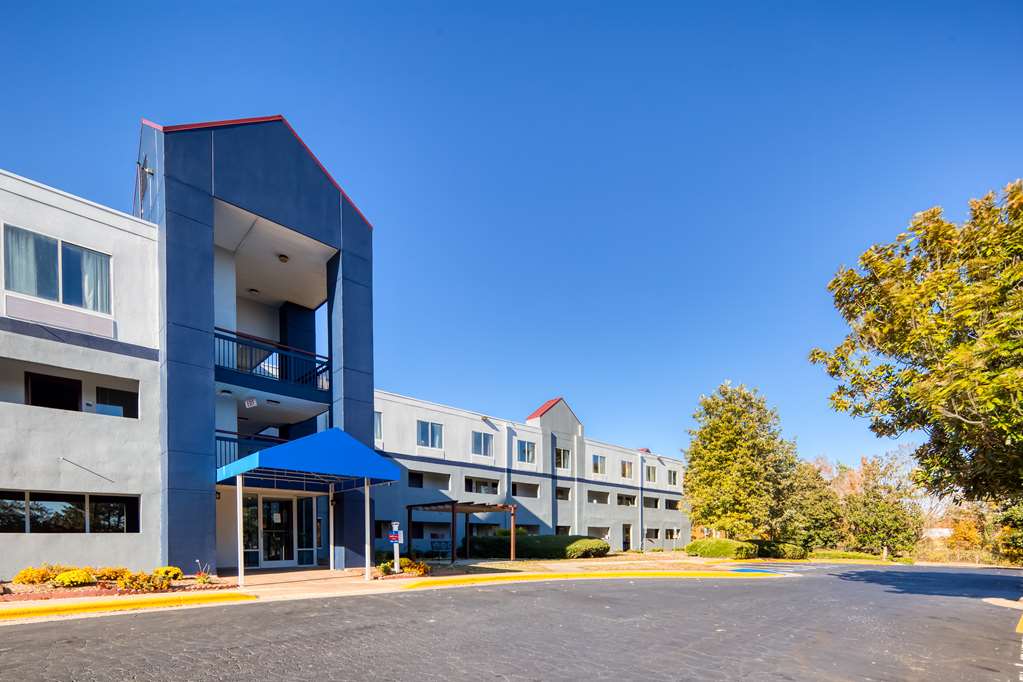 SureStay Plus Hotel by Best Western Durham Medical Center - photo 11