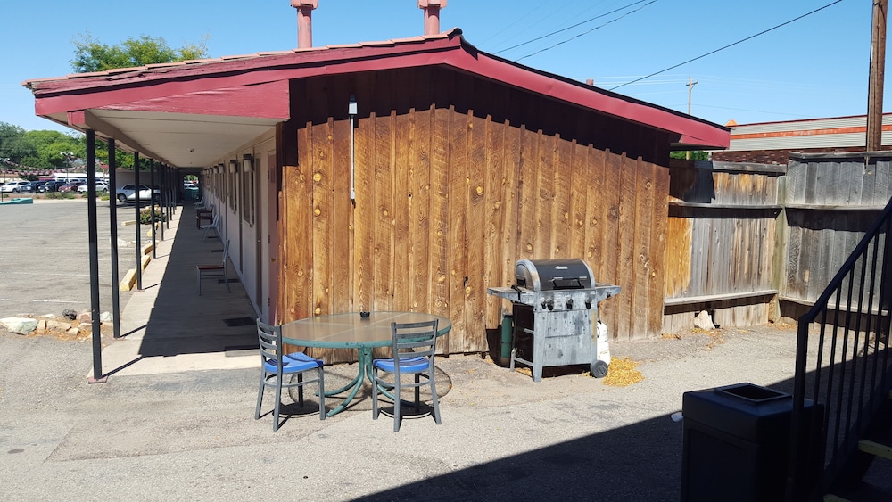 Cortez Cozy Inn - photo 33
