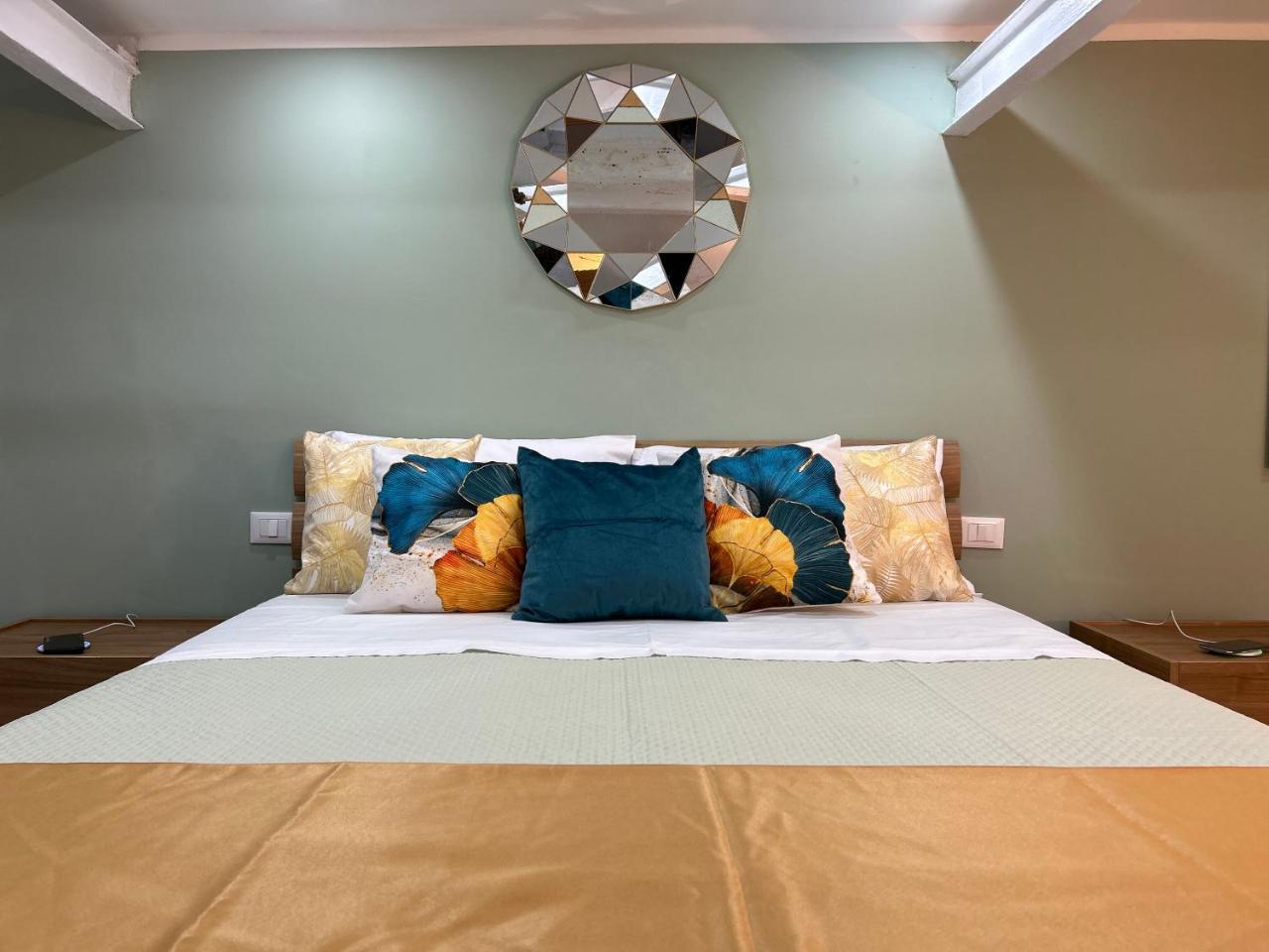 Casa Elivì Ballaró 2 passi dal centro storico parcheggio e stazione ferroviaria — 4-Star Luxury Hotel in Palermo, Italy