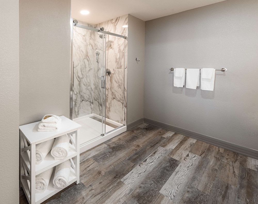 Hilton Dallas Rockwall Lakefront - photo 29
