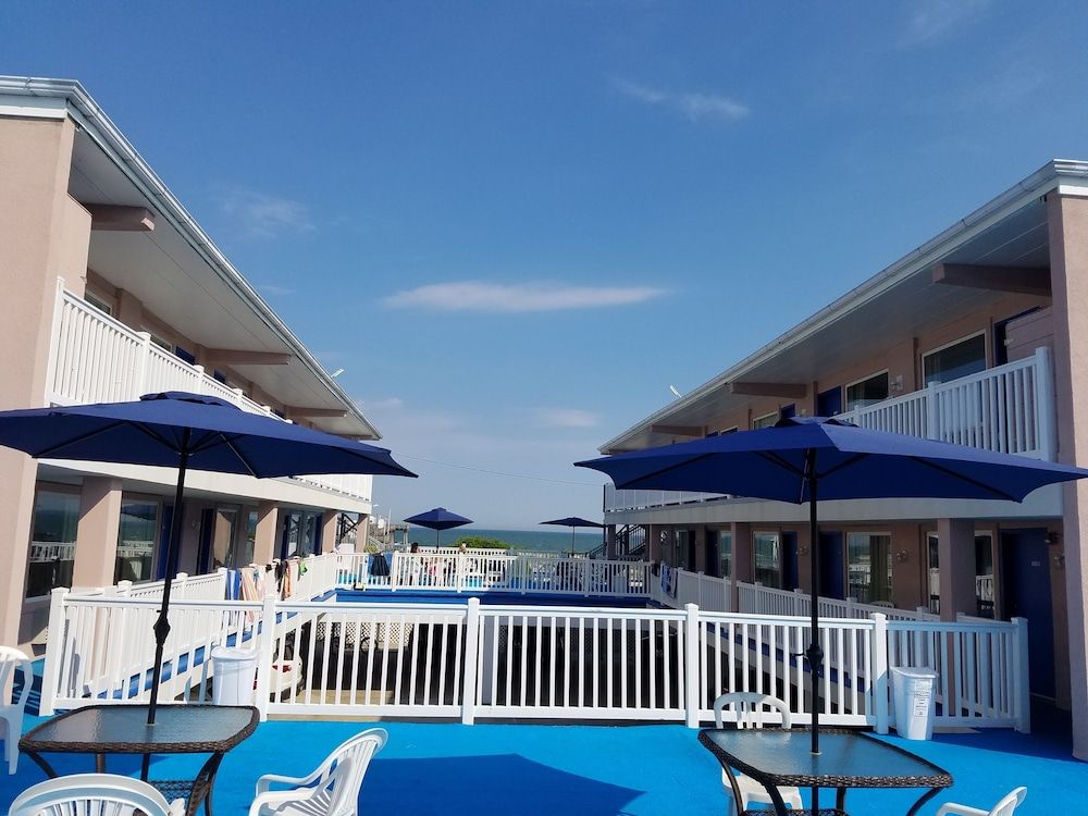 Oceanfront Motel - photo 23