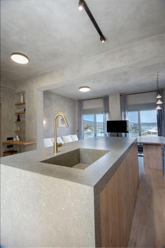 Elounda Mimal Luxury Suite — 4-Star Luxury Hotel in Elounda, Greece
