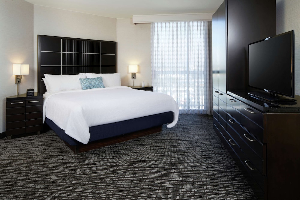 Embassy Suites by Hilton Los Angeles International Airport North - photo 15