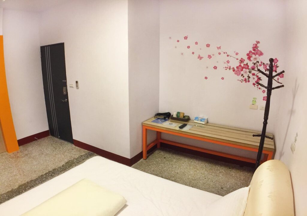 Lighthouse 520 - carbon neutral hotel in Tainan