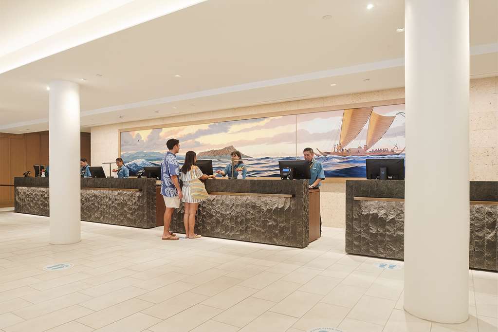 Outrigger Reef Waikiki Beach Resort - photo 13