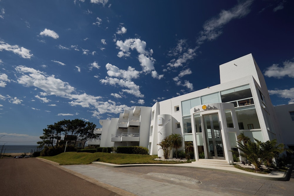 Las Olas Resort - carbon neutral hotel in Punta Del Este