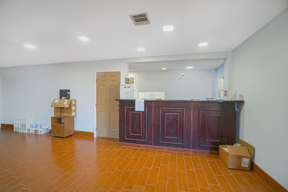 Days Inn by Wyndham Aransas Pass - photo 5