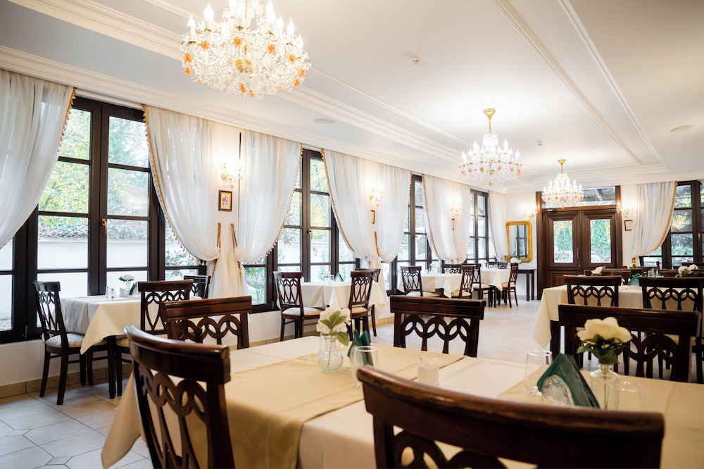 Royal Plaza - carbon neutral hotel in Timisoara