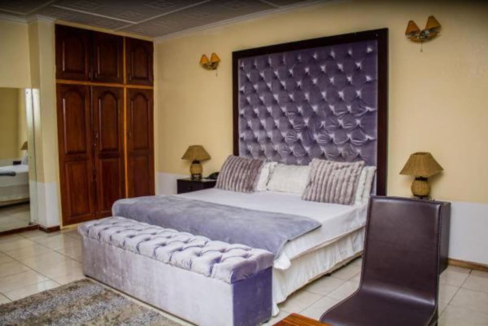 Rugems Executive Lodge — 5-Star Luxury Hotel in Lusaka, Zambia