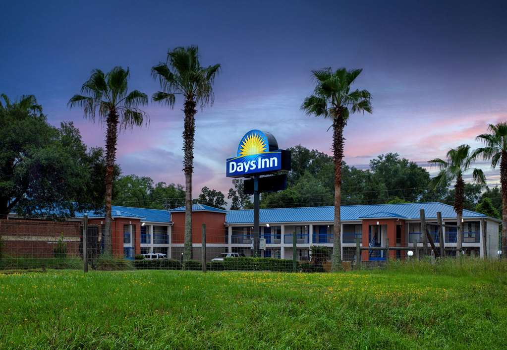 Days Inn by Wyndham Chipley - photo 6