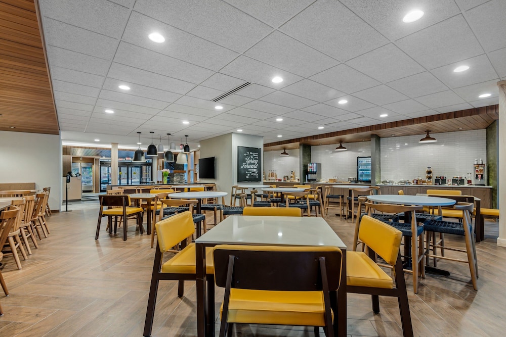 Fairfield by Marriott Inn & Suites North Conway - photo 56