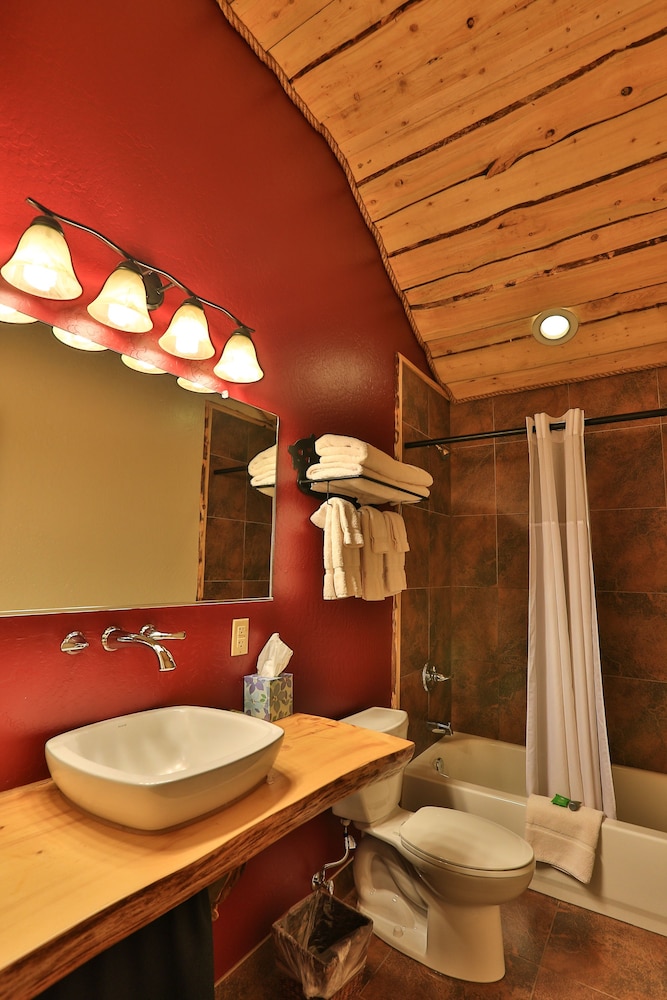 Kenai Peninsula Suites - photo 26