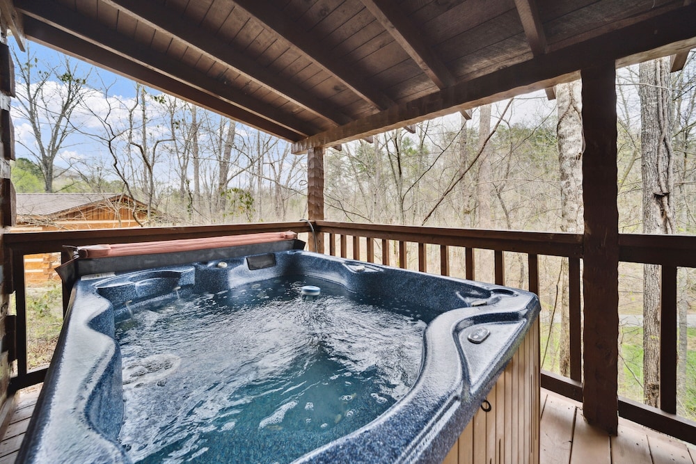 A Lover's Paradise 1 Bedroom Cabin Heavenly Views Resort - photo 21