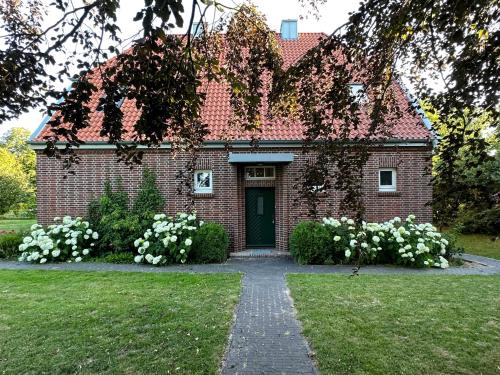 Ferienhaus Nordlicht — hotel in Nordenham