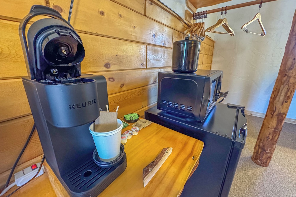Chinook Winds Motel - photo 109