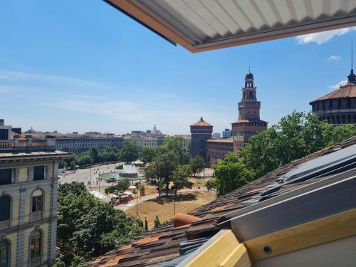 Brera Sella Charme Apartment Castle View — 4-Star Luxury Hotel in Milan, Italy
