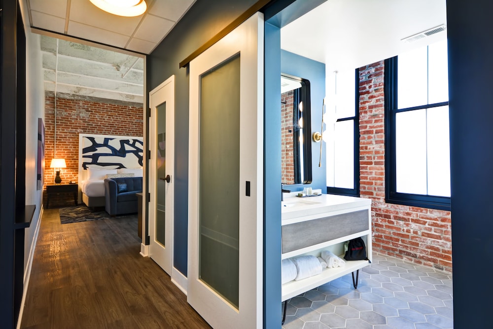 Hotel Indigo Kansas City The Crossroads by IHG - photo 14