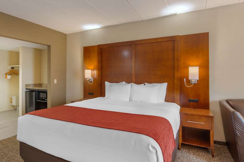 Comfort Suites South Park - photo 33