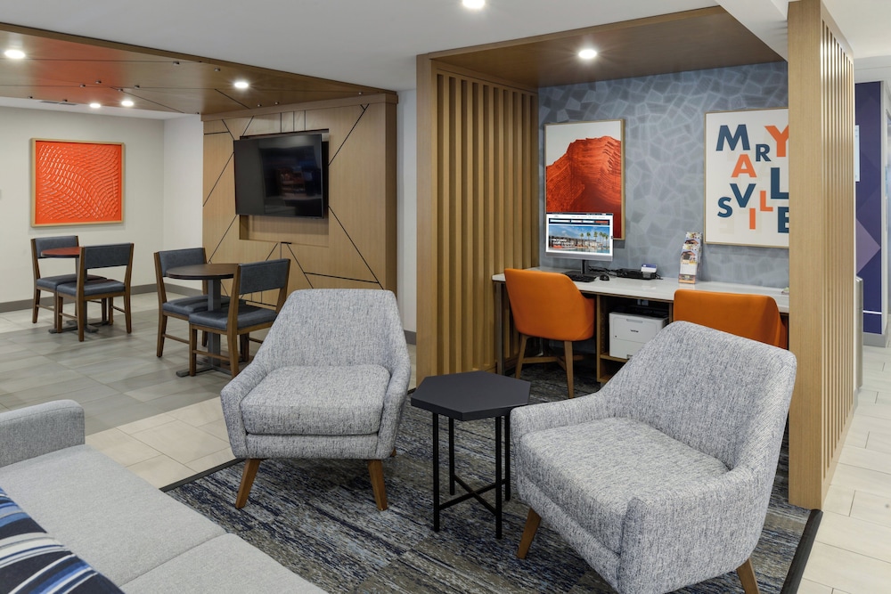 Holiday Inn Express Hotel and Suites Marysville by IHG - photo 72
