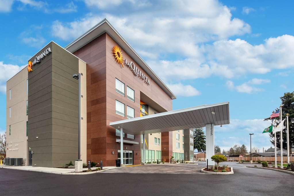 La Quinta Inn & Suites by Wyndham Centralia - photo 8