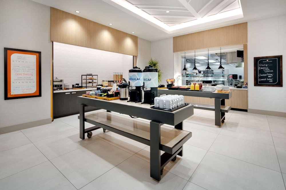 Hilton Garden Inn Panama City Airport - photo 24