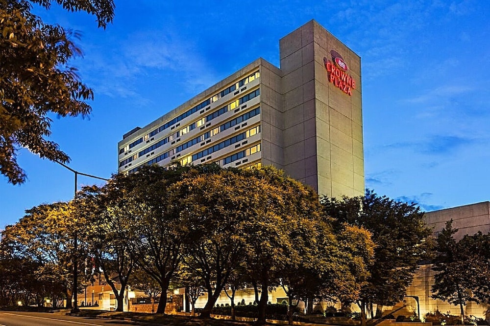 Crowne Plaza Knoxville Downtown University by IHG - photo 67