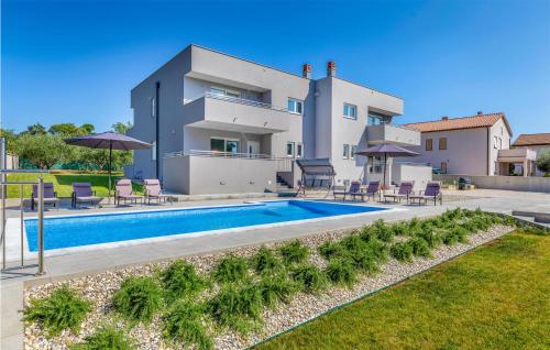 Gorgeous Home In Pula With Sauna — 4-Star Luxury Hotel in Pula, Croatia