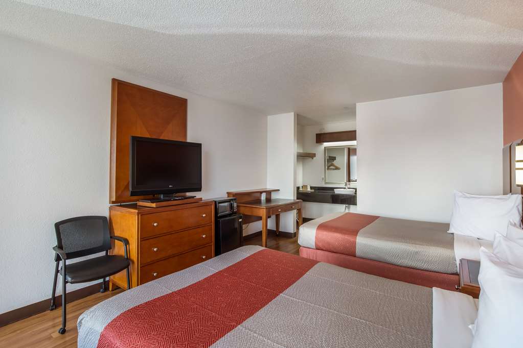 Motel 6 Van Buren AR - photo 11