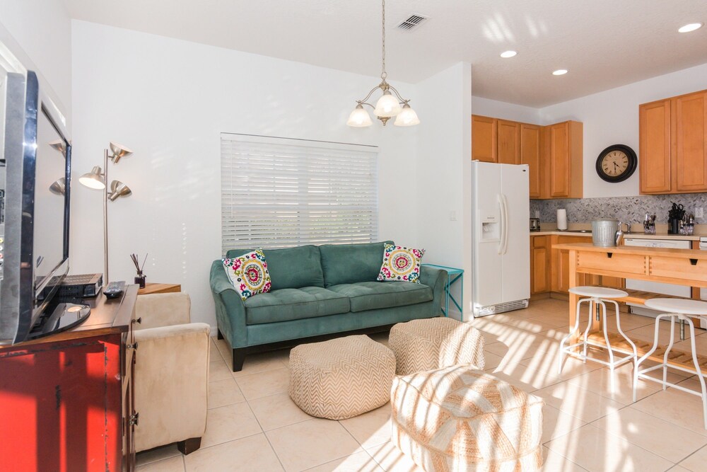 5Br 3Bath Private Townhome 13min Disney 1496ft - photo 22