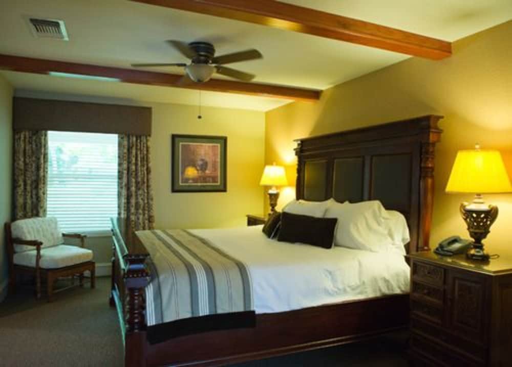 The Sanford House Inn & Spa - photo 11