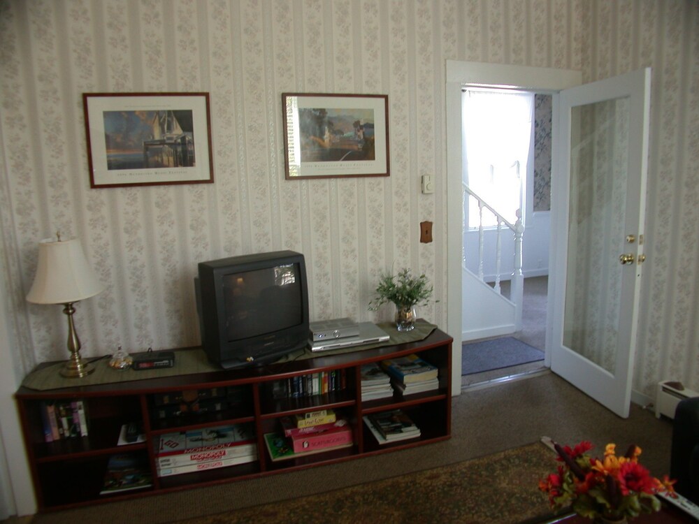 Nicholson House at Beaujolais - photo 34