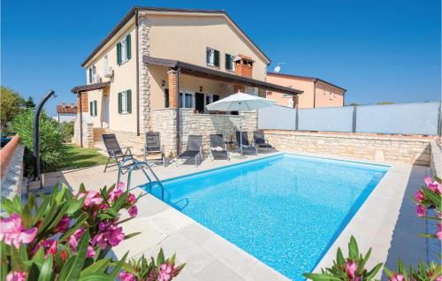 3 Bedroom Stunning Home In Lovrecica — 4-Star Luxury Hotel in Umag, Croatia