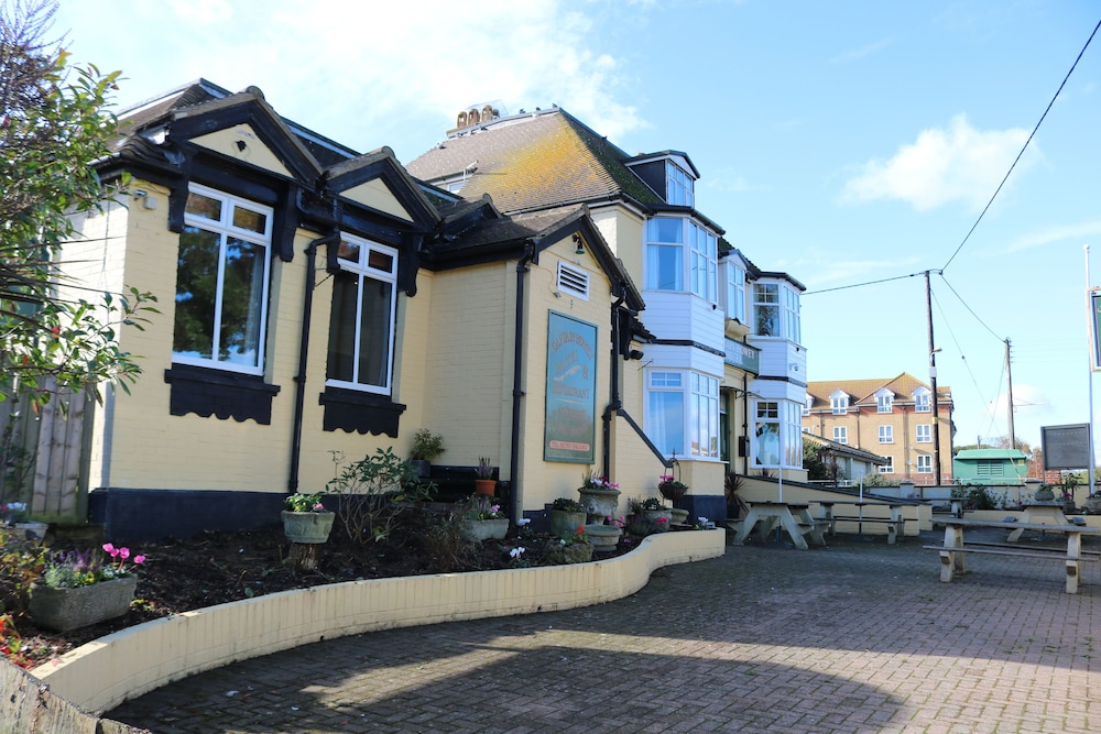 The Captain Howey Hotel — hotel in New Romney