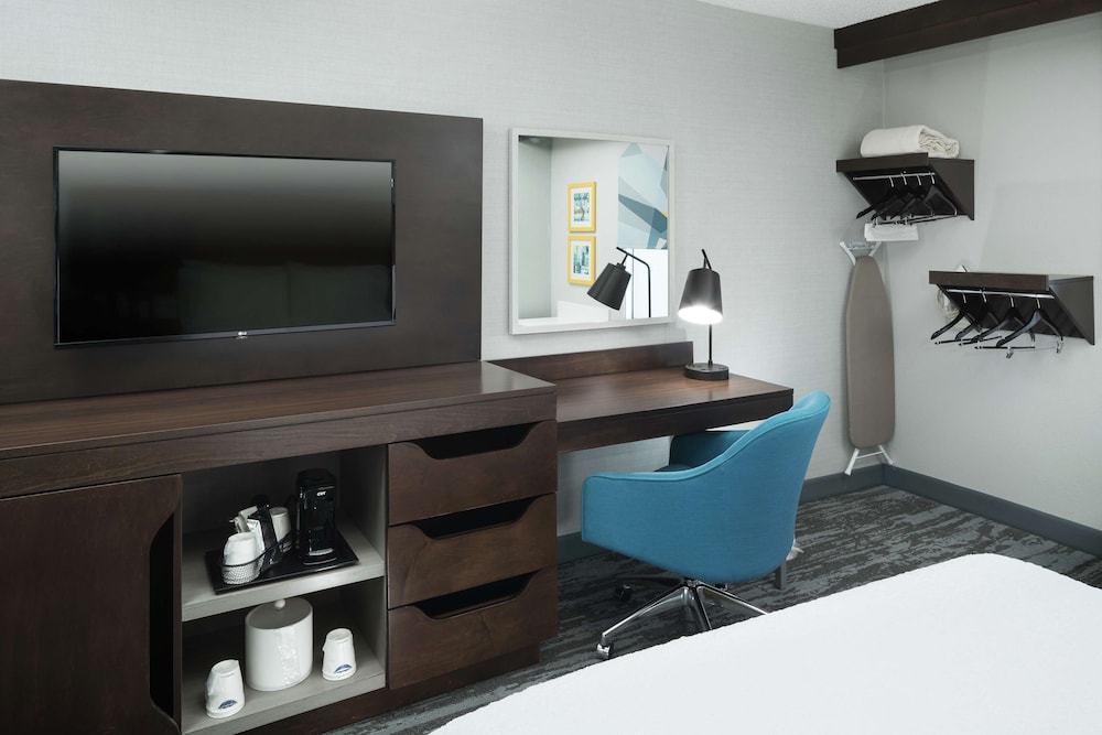 Hampton Inn Los Angeles Santa Clarita - photo 13