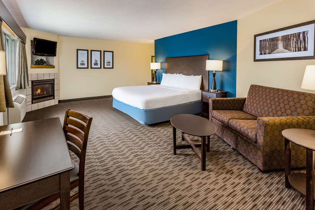 AmericInn by Wyndham Hotel and Suites Long Lake - photo 19