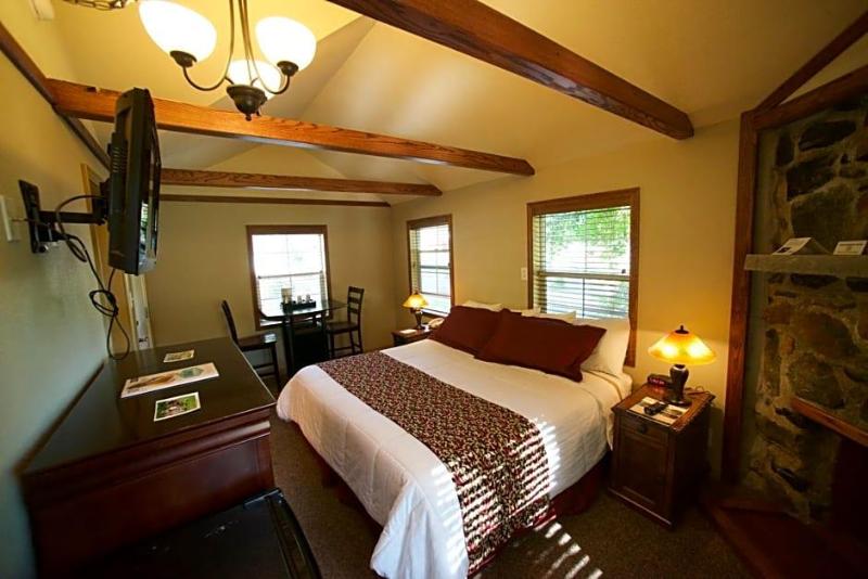 Wonder Valley Ranch Resort - photo 16