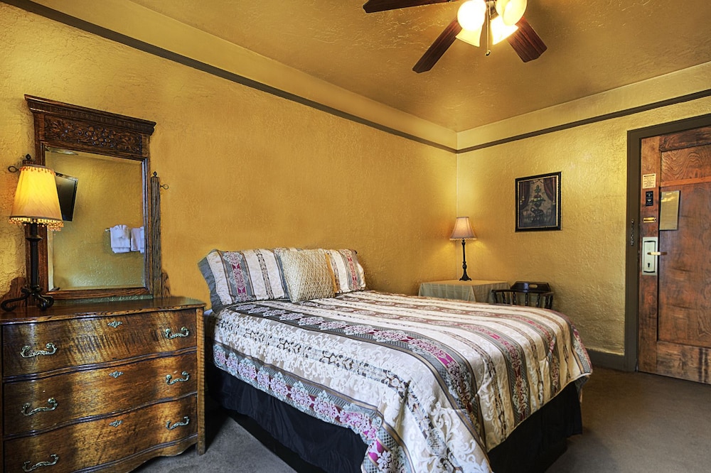Hotel Monte Vista - photo 8