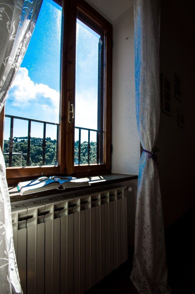 Le Petrelle — hotel in Castelnuovo Di Porto