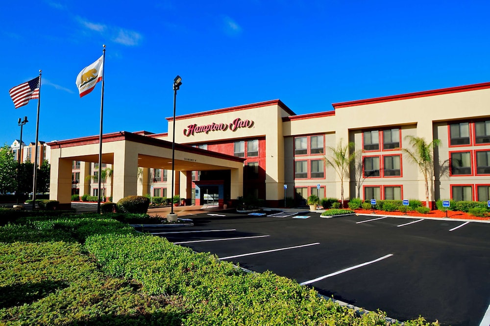 Hampton Inn Fremont - photo 41