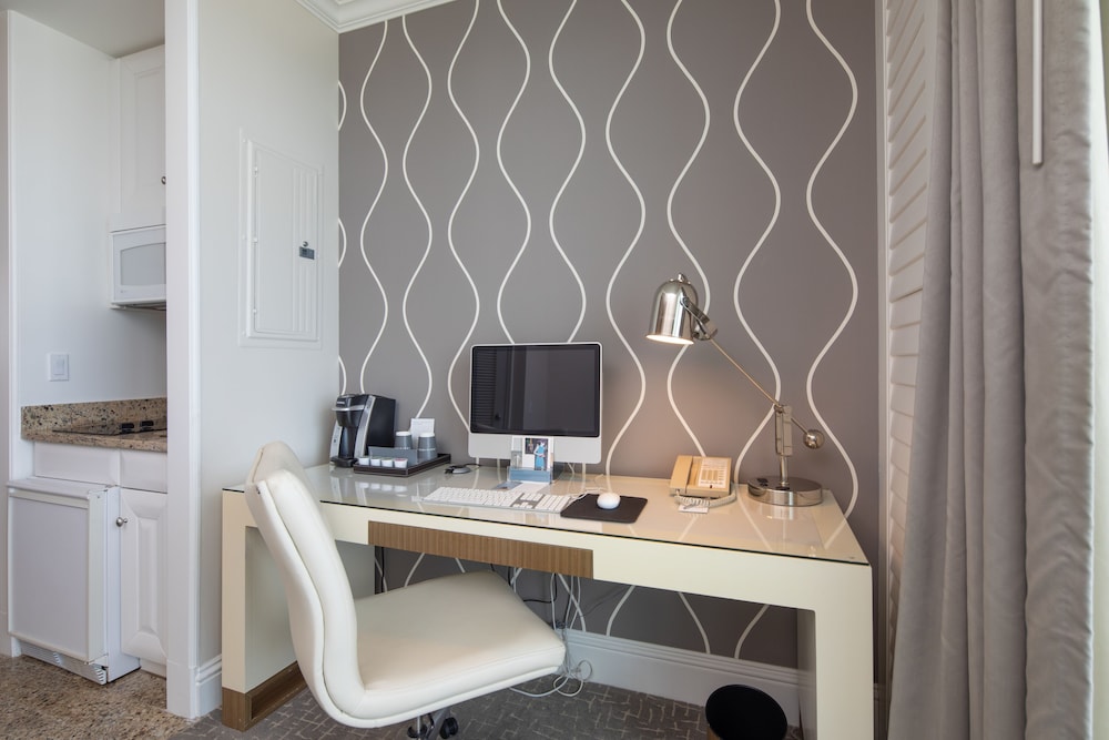 Fontainebleau Miami Beach Private Luxury Suites - photo 253