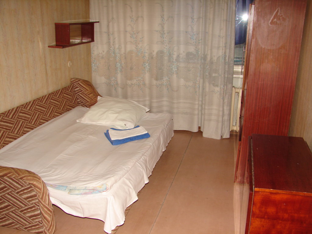 2Kh Komnatnaya Flat — carbon neutral stay, Pyatigorsk